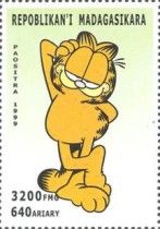 Garfield with legs crossed