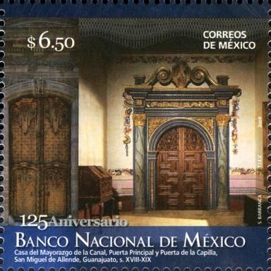 House of Mayorazgo de la Canal, Main Door and Chapel Door