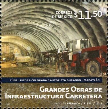 Piedra Colorada Tunnel