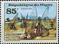 Fishermen in Niger - In the wing-shaped fillets