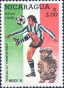 Footballplayer + Sculpture