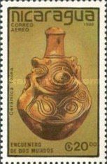 Taina ceramic vase