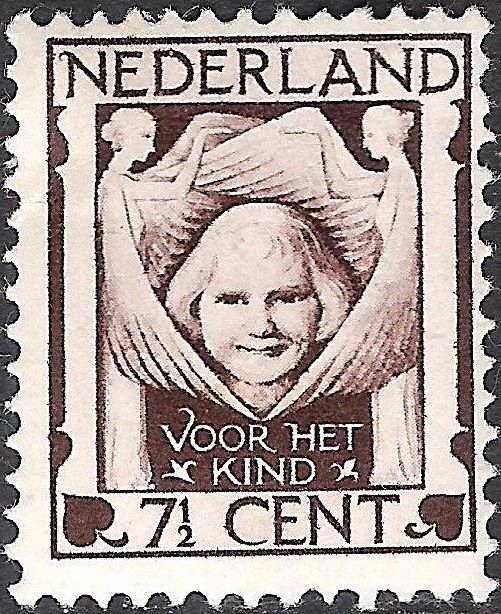 Child head with angels