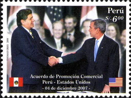 Pres. Alan Garcia Perez and G.W.Bush handshaking