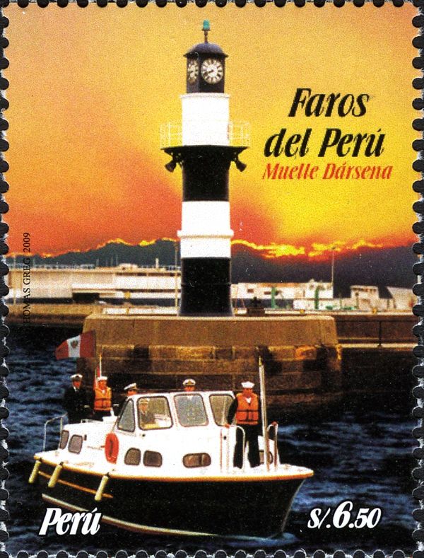 Muelle Darsena Lighthouse