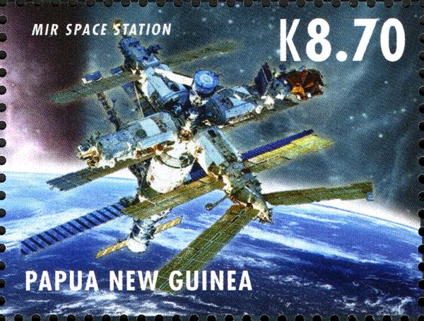Mir space station (2)