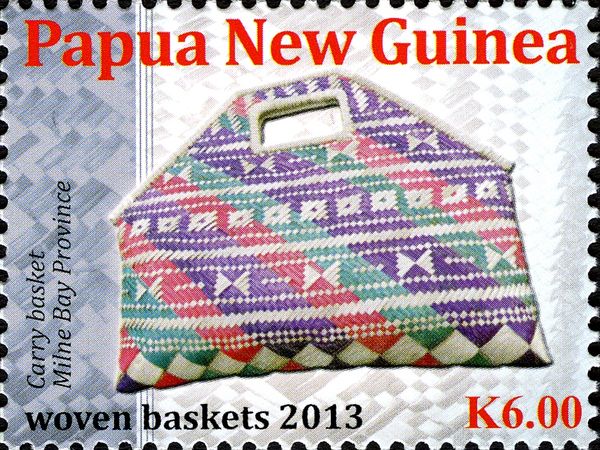 Multicoloured carry basket with handle, Milne Bay Province