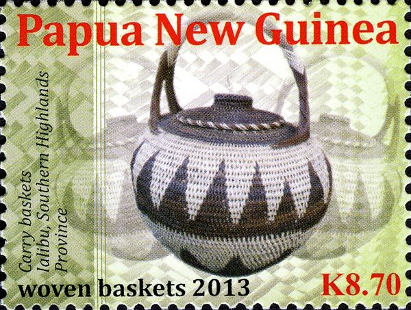 Carry baskets, Ialibu, Southern Highlands Province