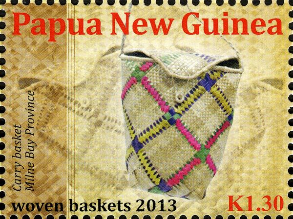 Check pattern carry basket, Milne Bay Province