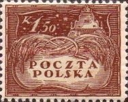 Grain harvest and renaissance granary in Kazimierz Dolny