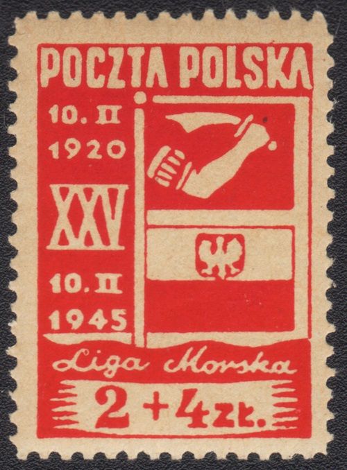 Old and new Polish navy flags