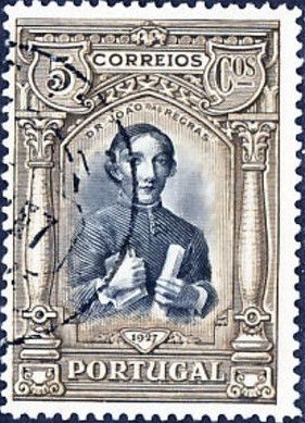 Dr. Joao das Regras, Historian