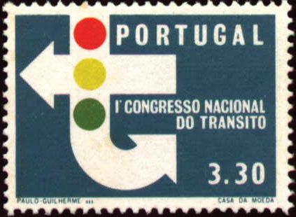 Traffic Lights Inside Arrows