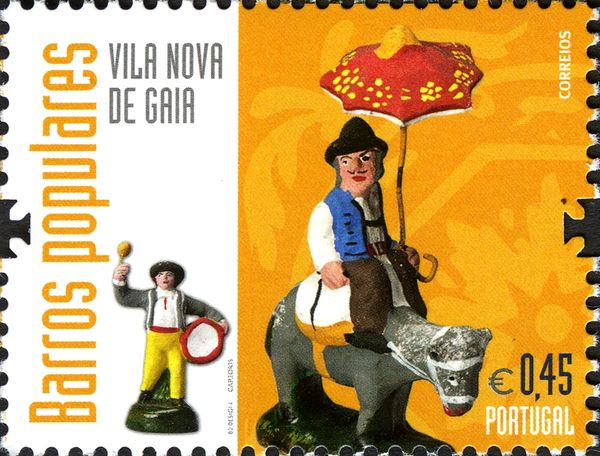Vila Nova de Gaia: 'Man on a horse' & 'Musician'