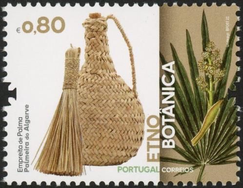 Objects Woven with Algarve Palm