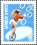 Juggler on unicycle