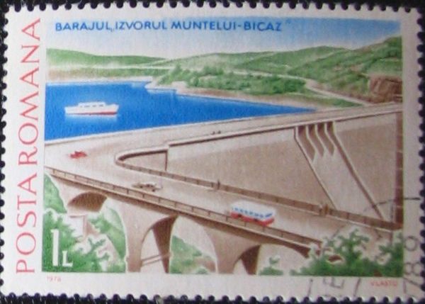 Izvorul Muntelui-Bicaz dam