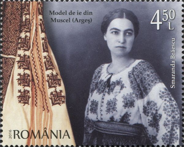 Smaranda Brăescu & Blouse from Mușcel, Argeș County