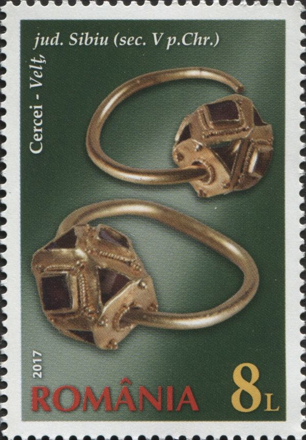 Garnet Earrings Made of Gold (5th century), Velţ, Sibiu