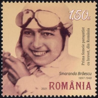 Smaranda Brăescu, Parachutist and Aviator