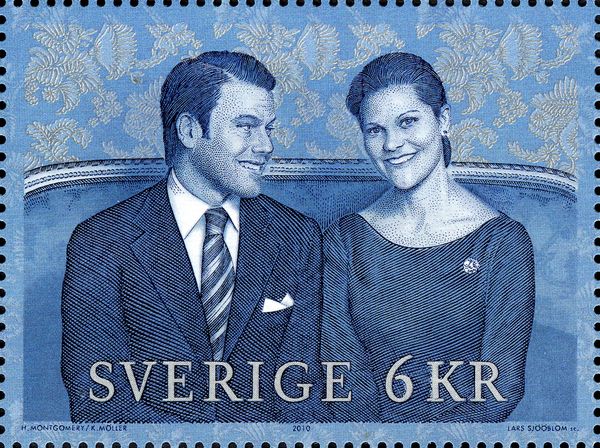 Royal Crown Couple