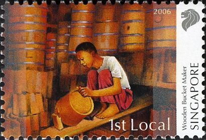 Wooden bucket maker