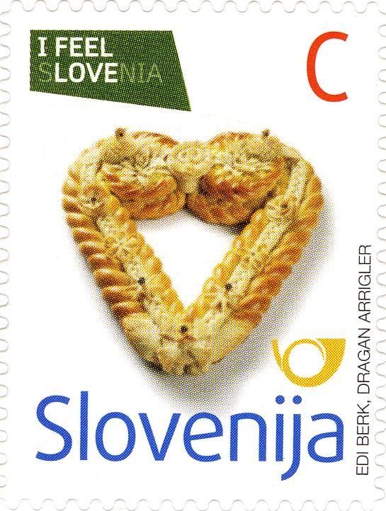 I feel Slovenia - Plaited-dough Heart