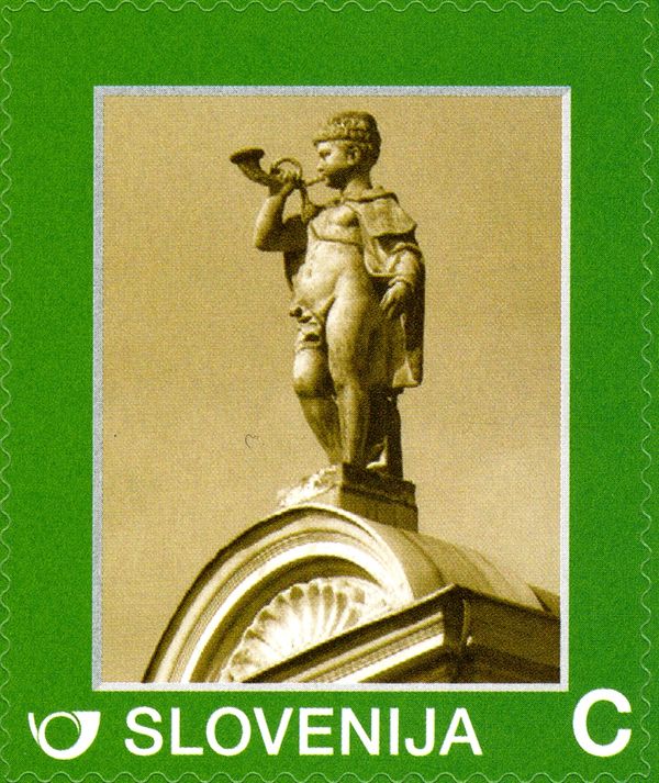 Statue on roof of Main Post Office