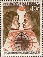 Facing Heads, Globe