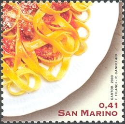 Fettucine with tomato sauce