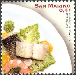 Fish, shrimp and salad greens