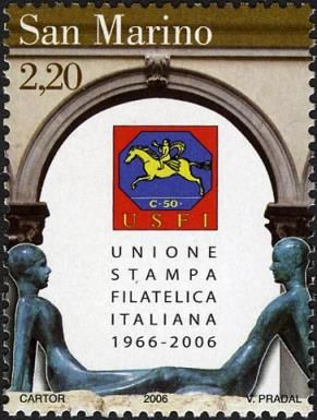 Emblem, arch and statues