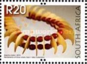 Neckpiece of lions claws, Zulu