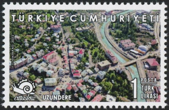 Uzundere