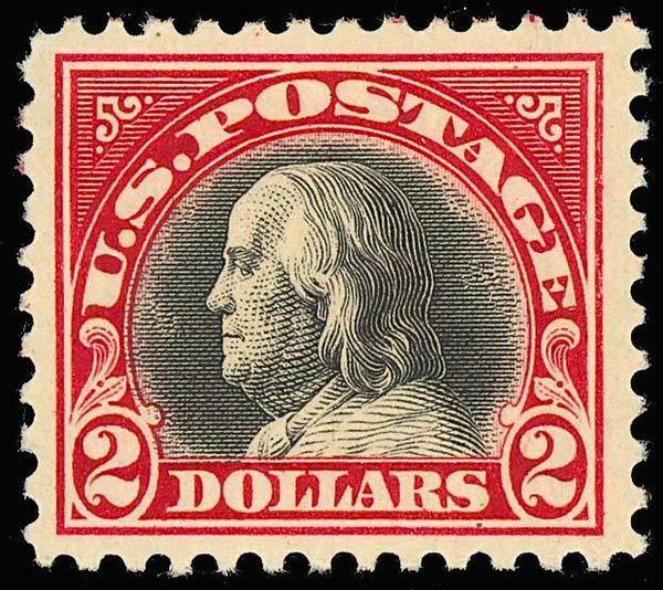 Benjamin Franklin (1706-1790), leading author and politician
