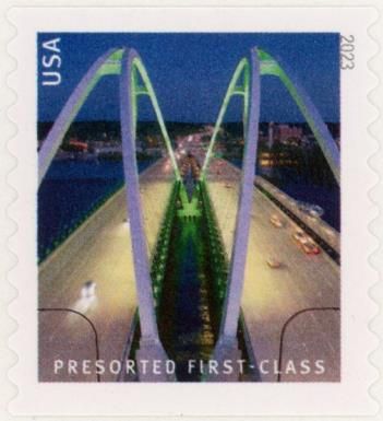 Iowa-Illinois Memorial Bridge