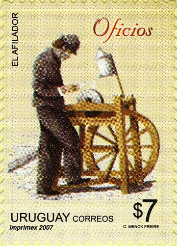 Knife sharpener