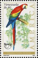Scarlet Macaw (Ara macao)