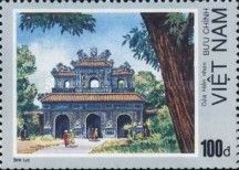Hiền Nhơn Gate