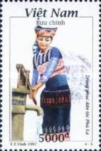 The costume of "Phu la" ethnic group