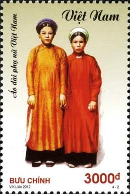 Pre-modern Áo Dài