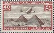 Aircraft flying over the Pyramids of Giza