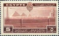 Pyramids of Giza and Colossus of Thebes (5)