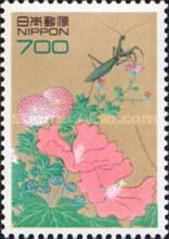 Praying Mantis, Hibiscus and Chrysanthemum Flowers