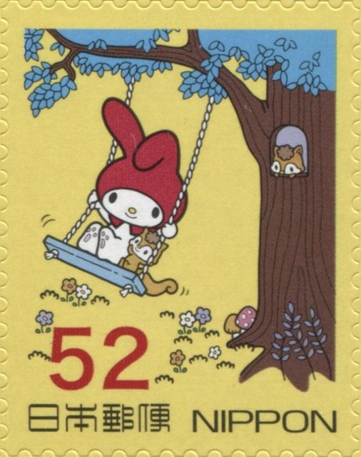 MY MELODY riding the swing