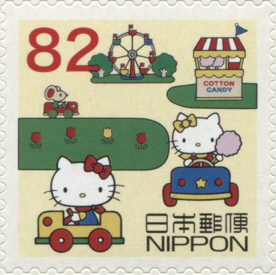 HELLO KITTY and MIMMY Riding in Go-carts