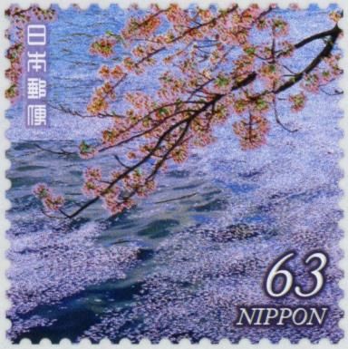 Flower Raft in Hirosaki Park (Aomori Prefecture)