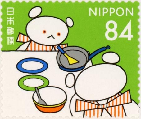 Shirukuma-chan and Mother with Plates, Bowls, and Pan