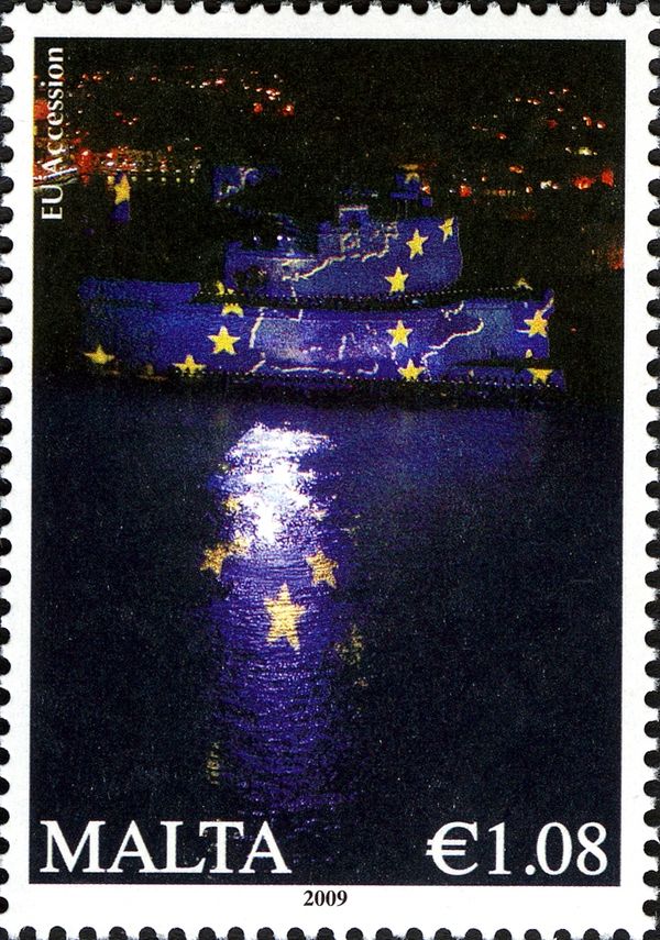 Fort St Angelo illuminated with the EU flag - EU Accession