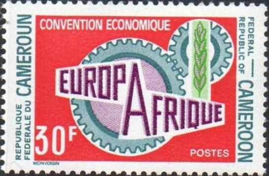 Text “EuropAfrique” on Cogwheels